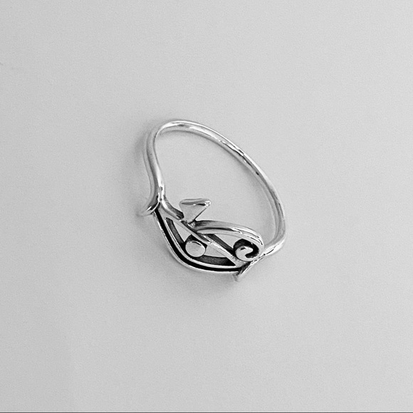 Sterling Silver Little Ra Eye Ring, Evil Eyes, Eyebrows, Silver Rings, Eyelashes - Picture 8 of 12